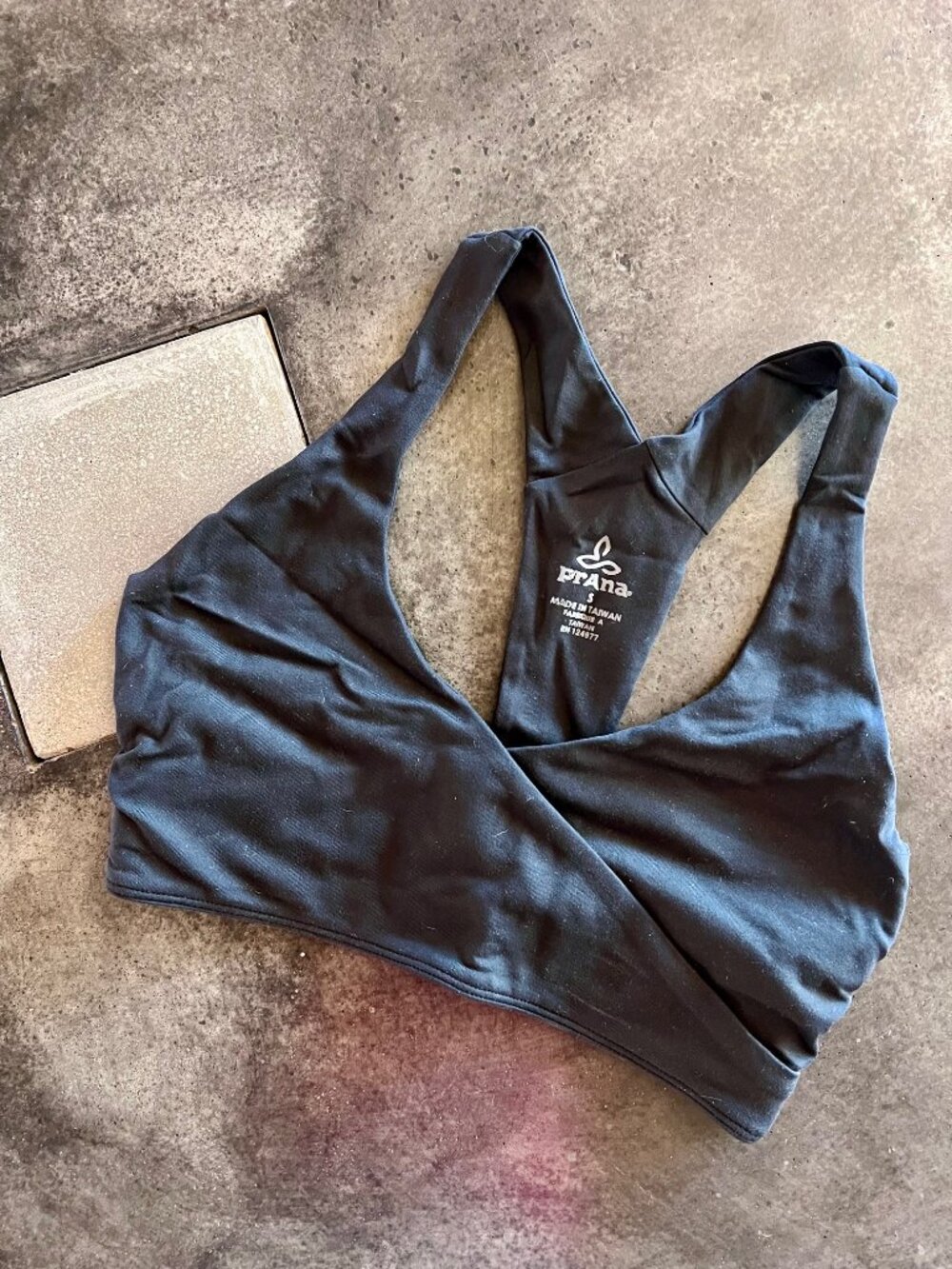 Prana Women's Black Cross-Wrap Bra (S)